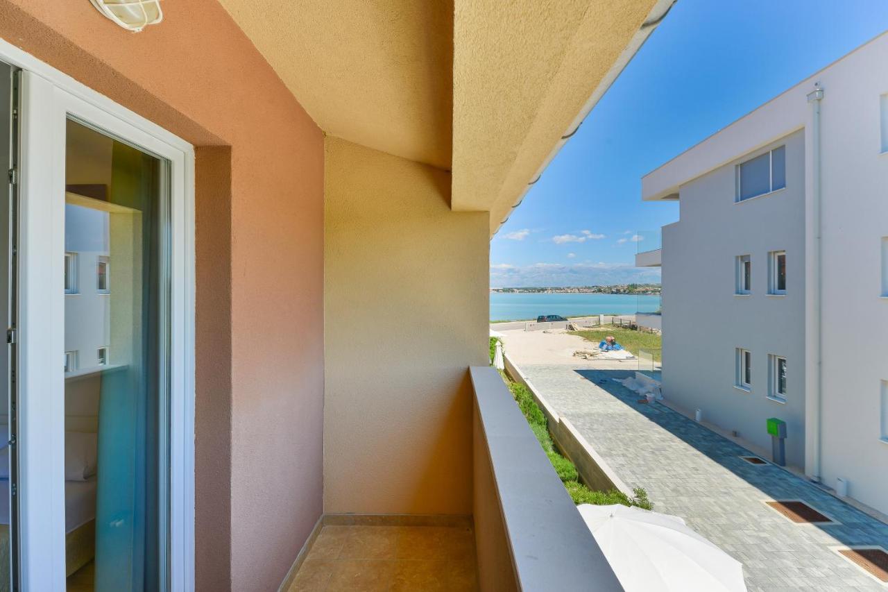 Apartments By The Sea Nin, Zadar - 13172 Esterno foto